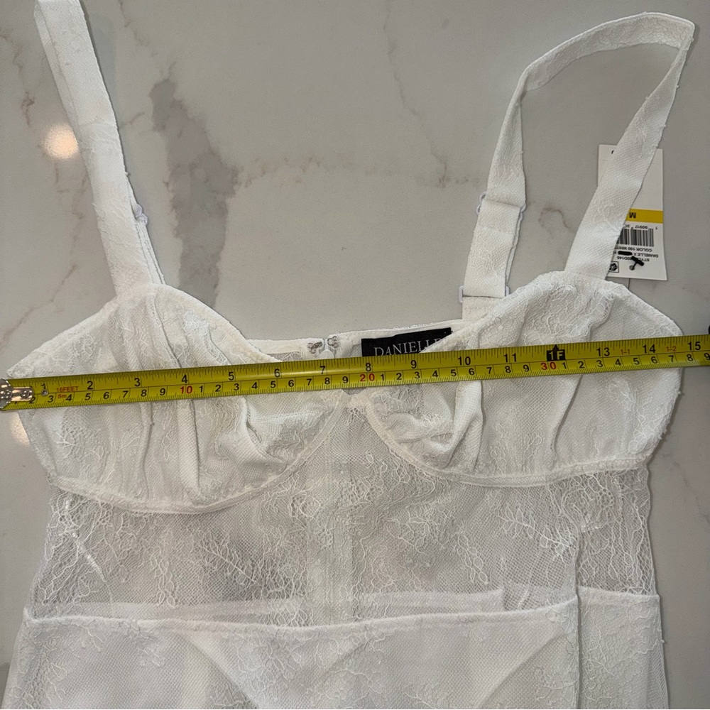 DANIELLE BERNSTEIN White Lace Slip - Picture 7 of 7
